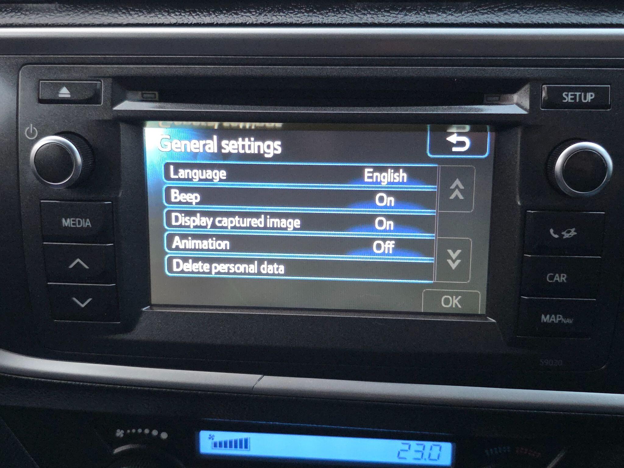 2013 Toyota Auris image 48