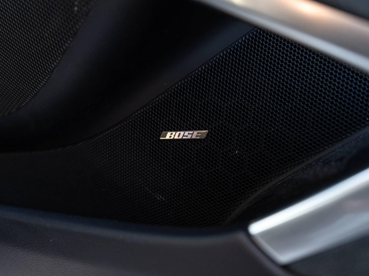 Porsche Cayman view 22
