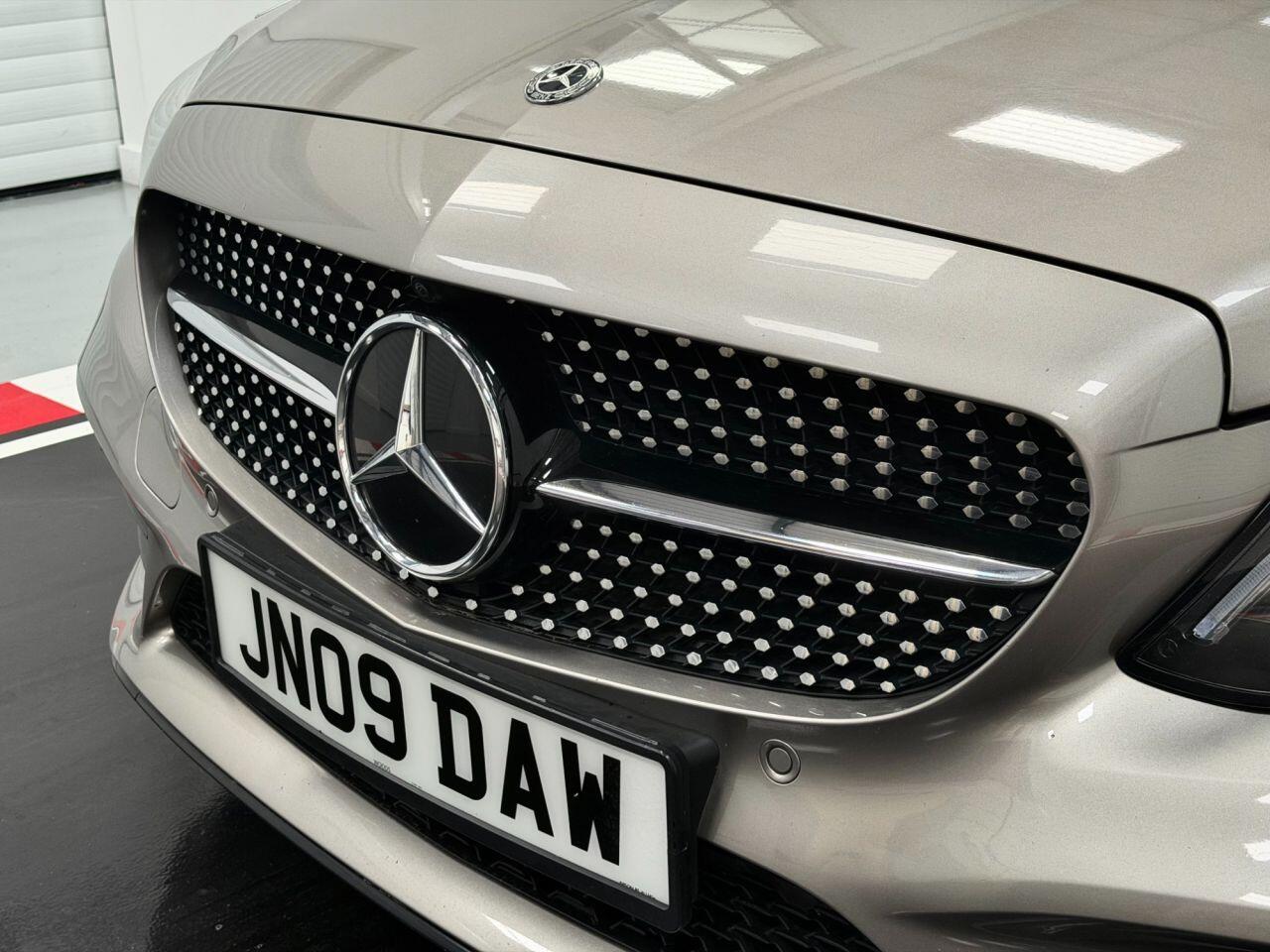 Mercedes-Benz C Class view 30