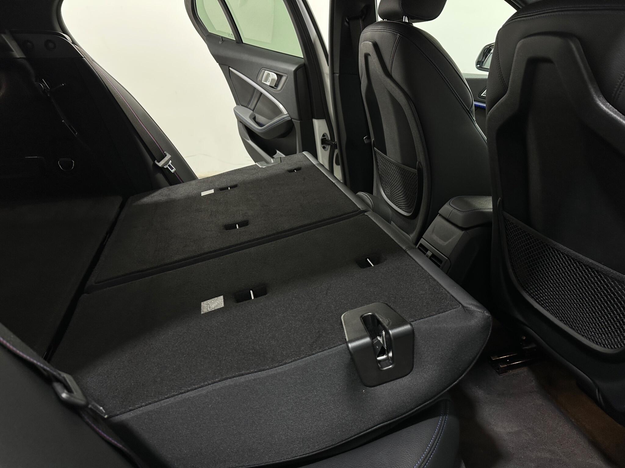 BMW 1 Series view 49