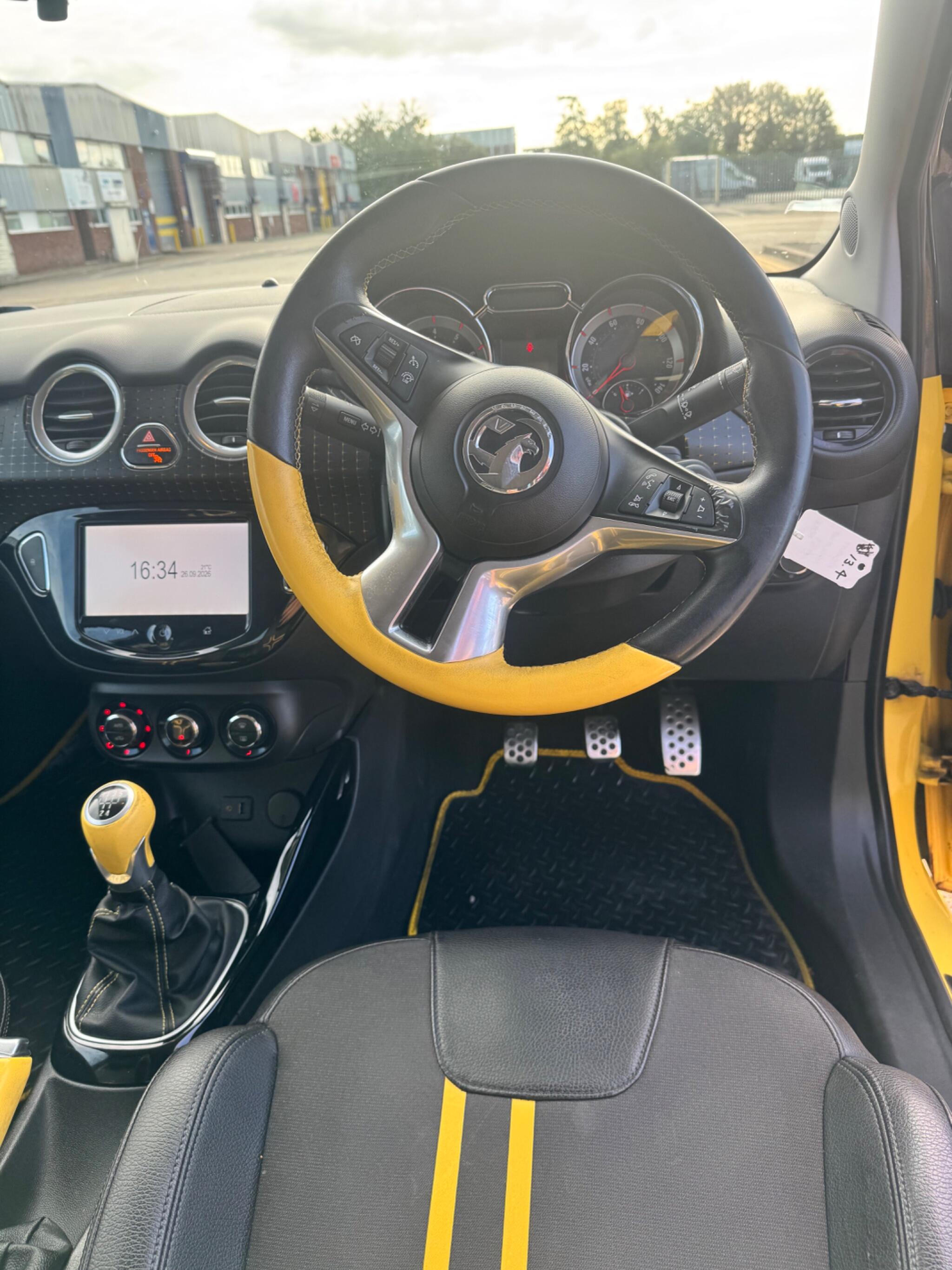 Vauxhall Adam view 33