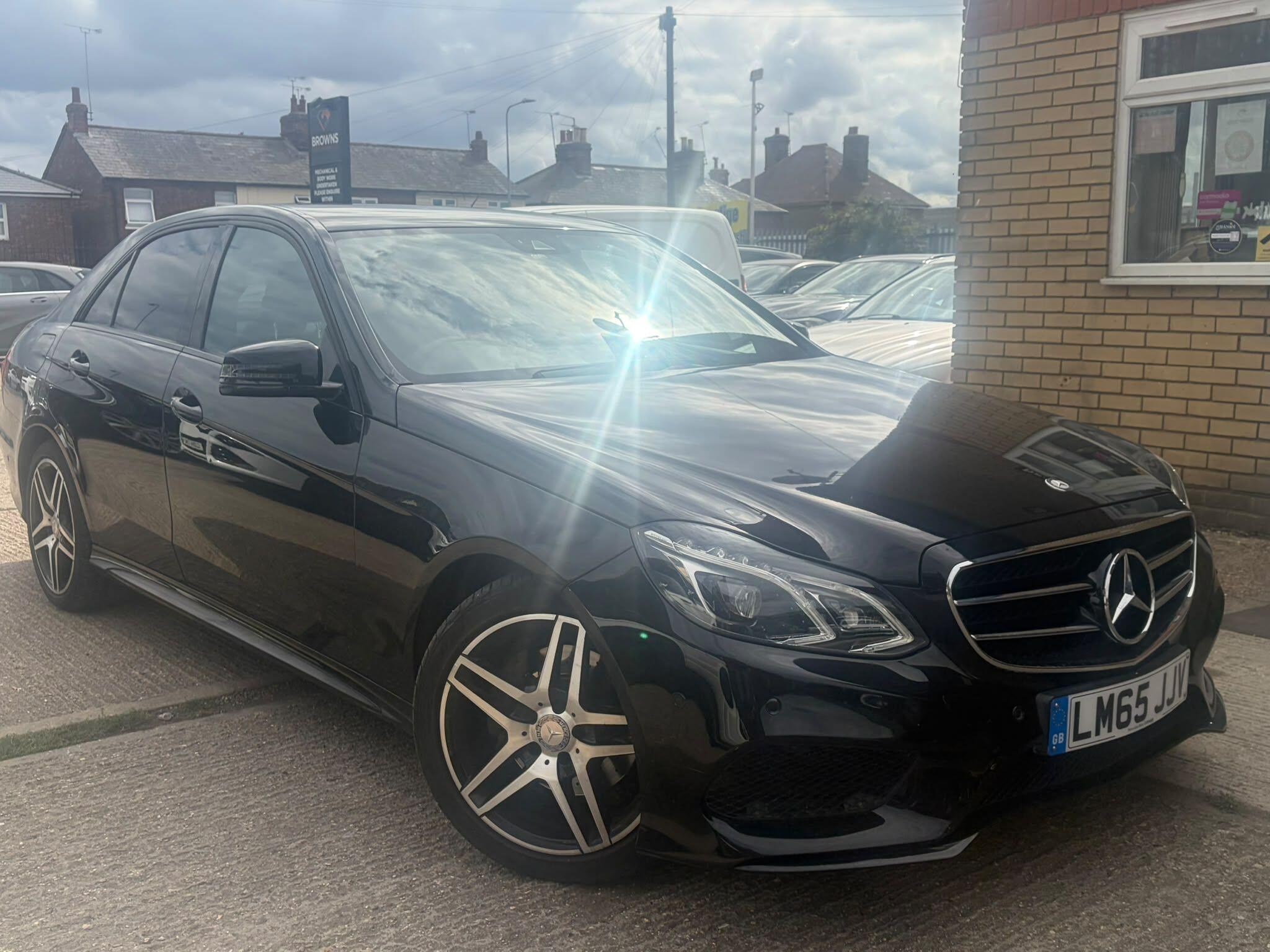 Mercedes-Benz E Class main image