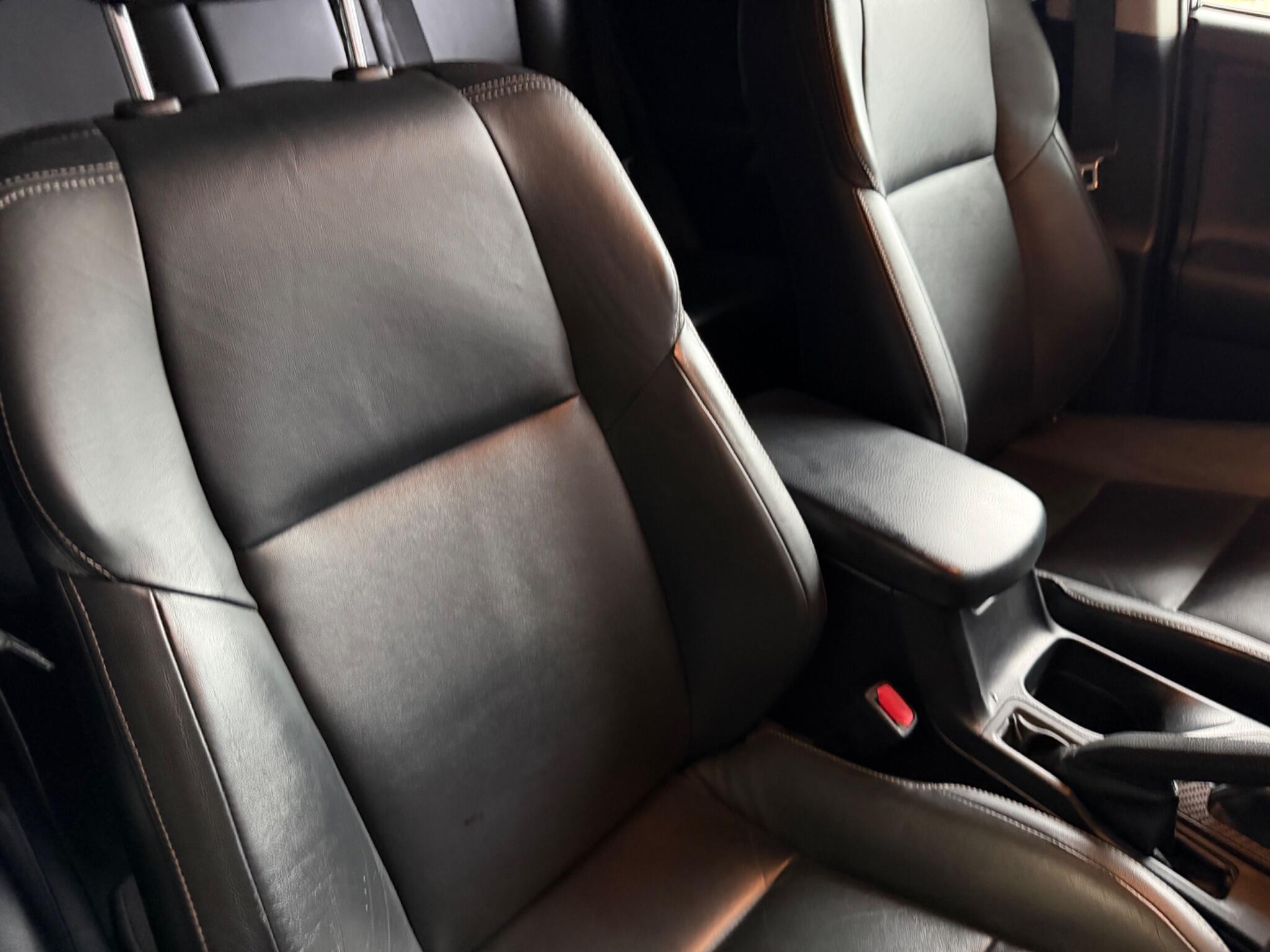 Toyota RAV4 view 16