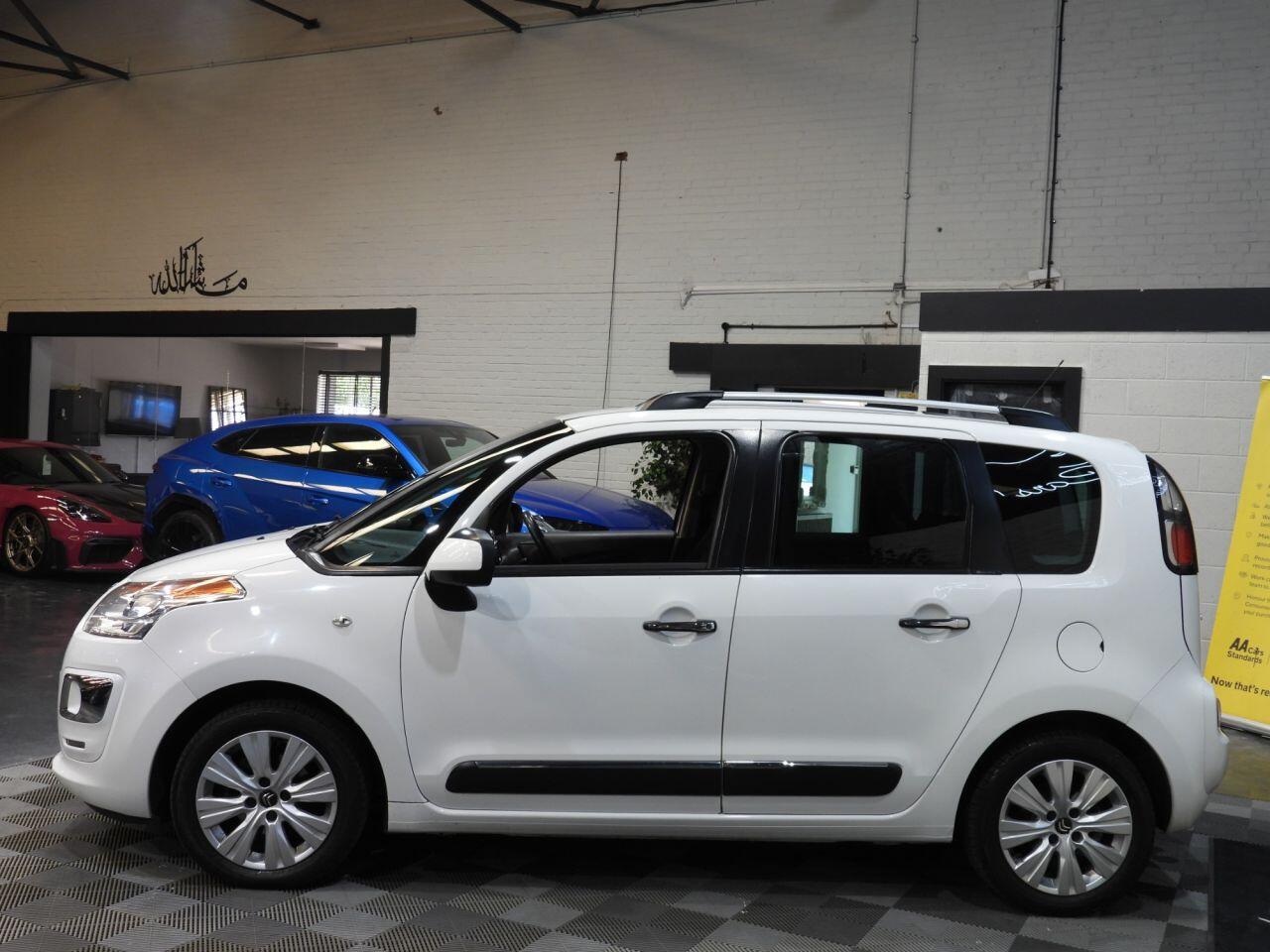 Citroen C3 Picasso view 4
