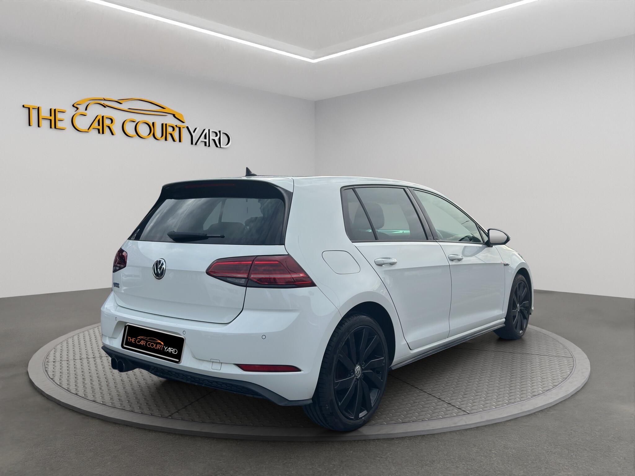 Volkswagen Golf view 8