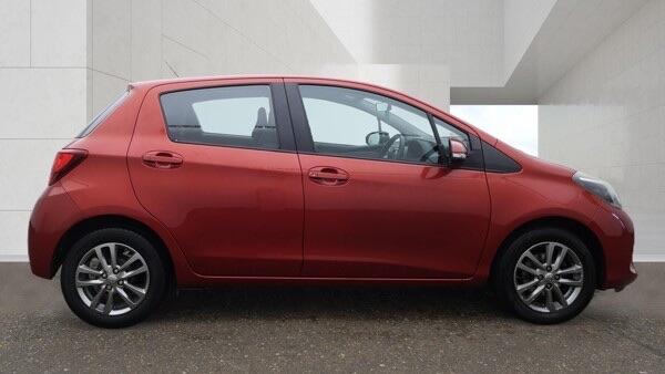 Toyota Yaris view 5