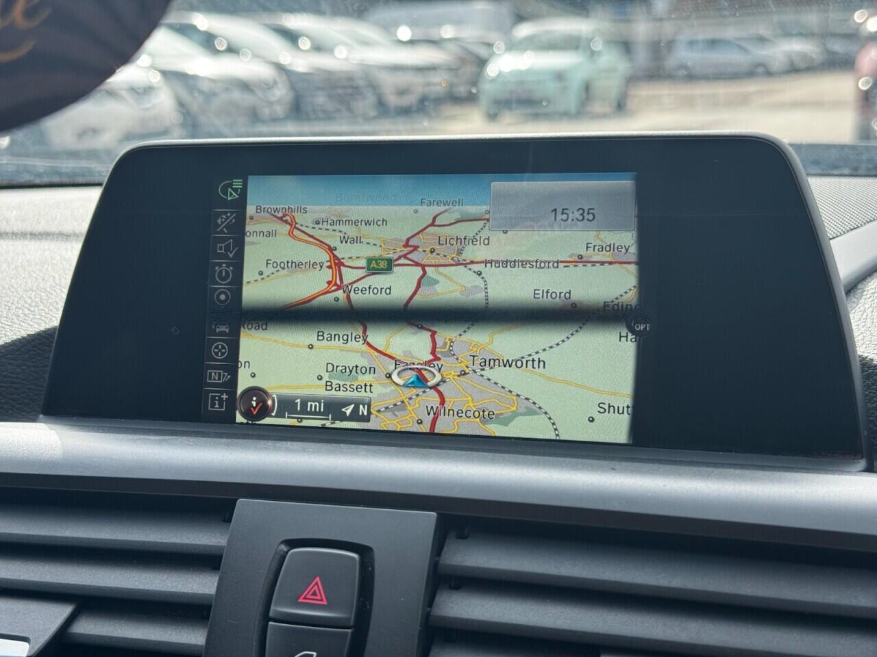 BMW 1 Series view 40