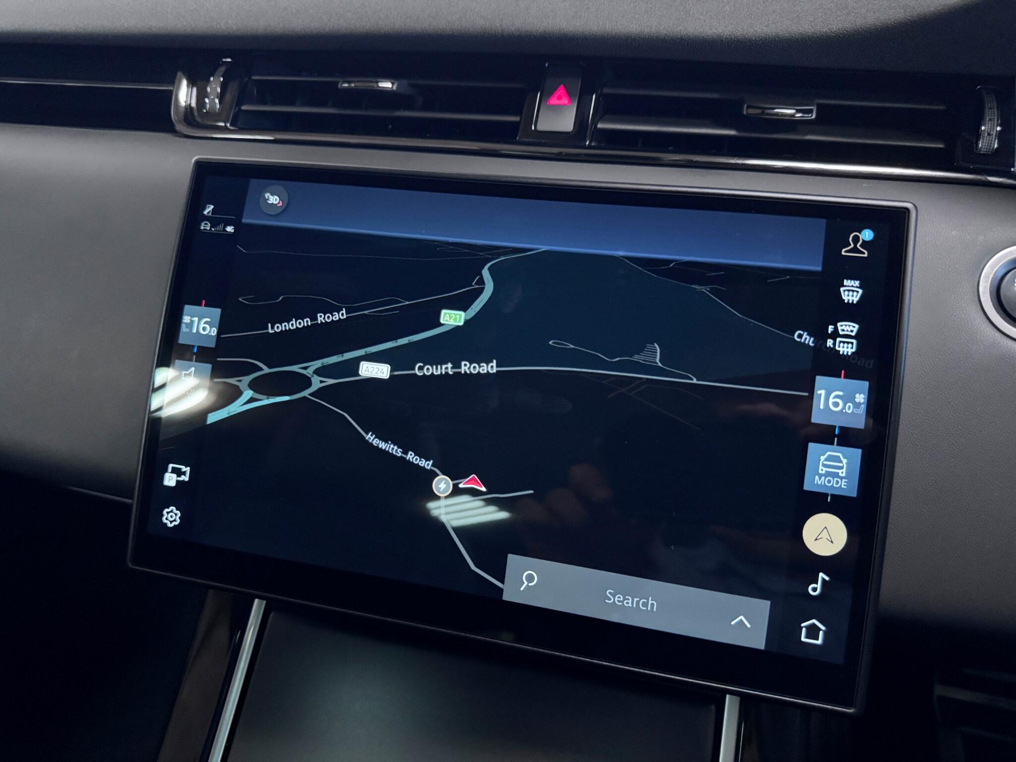 Land Rover Range Rover Evoque view 9