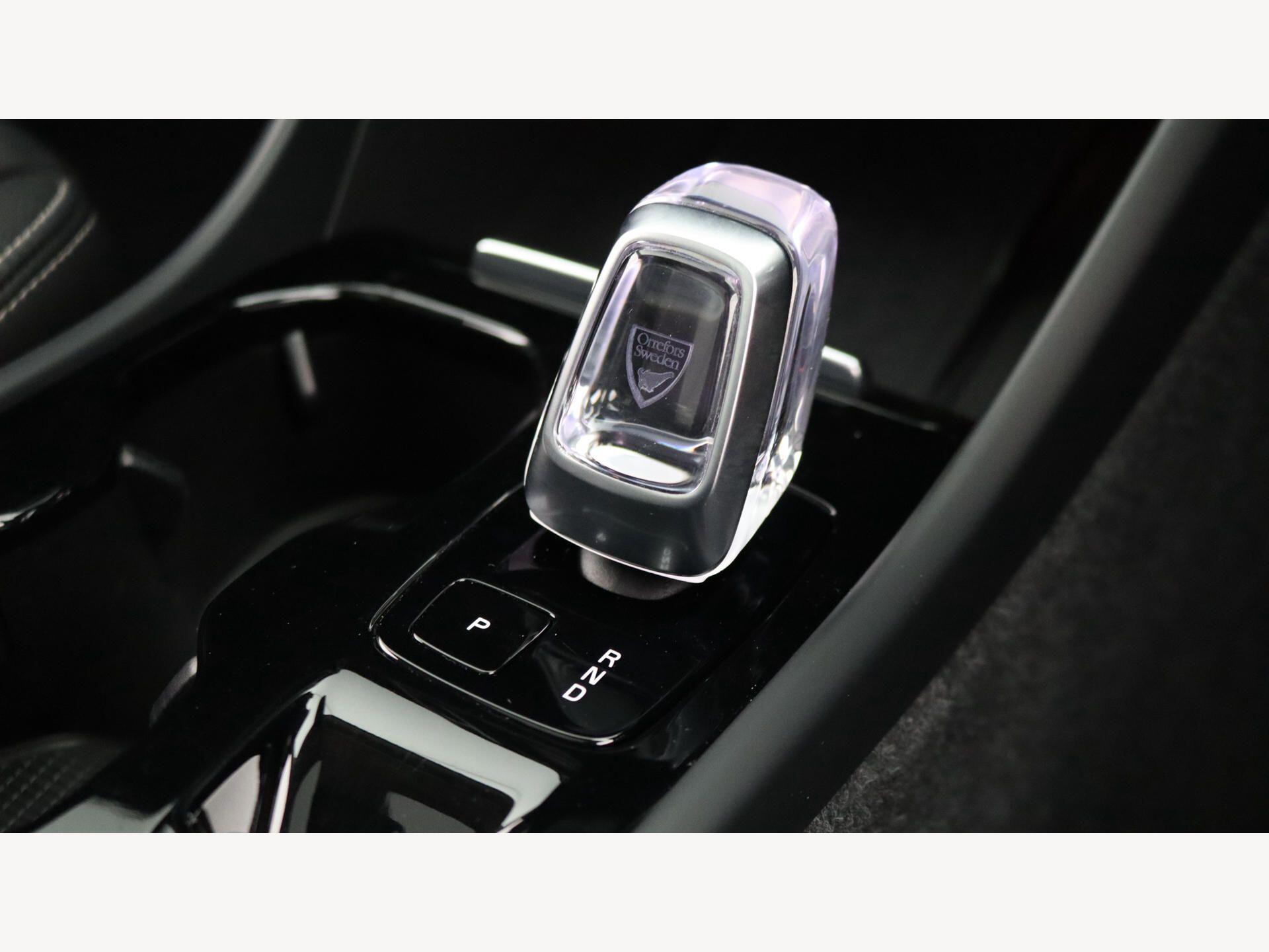 Volvo XC40 view 27