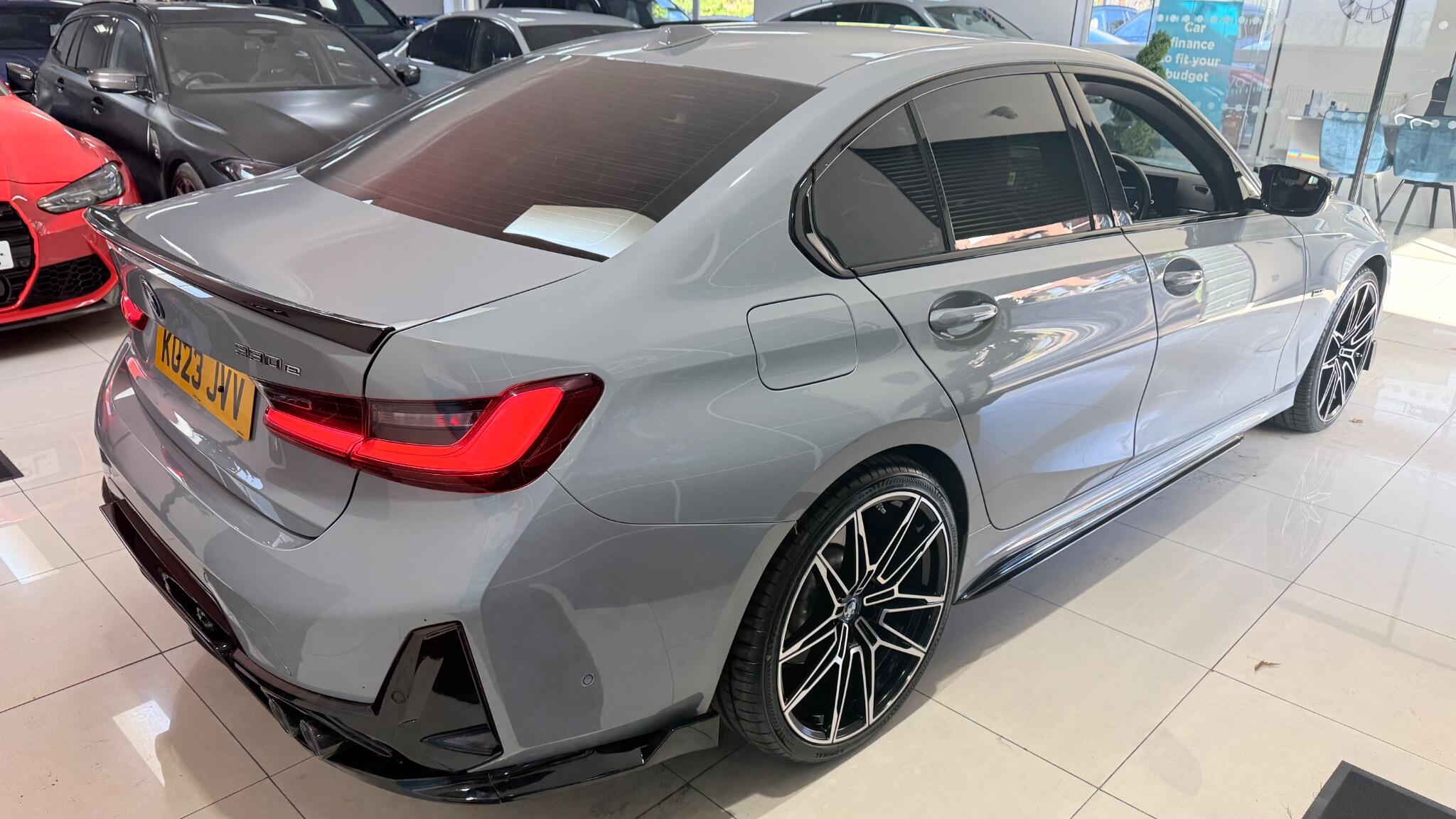 BMW 3 Series view 50