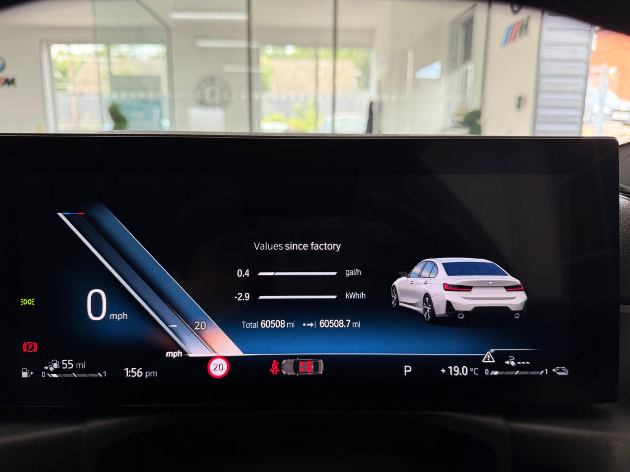 BMW 3 Series view 33