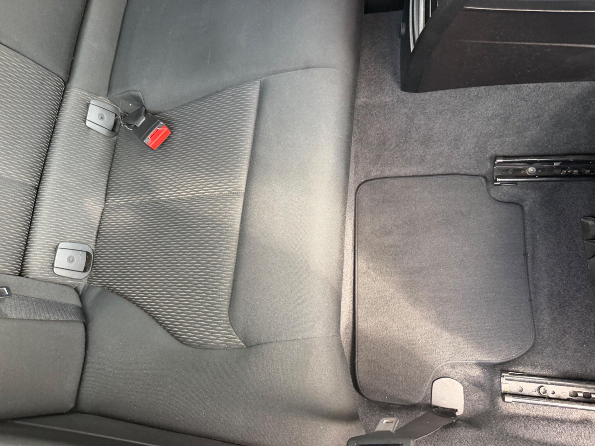 BMW 1 Series view 20