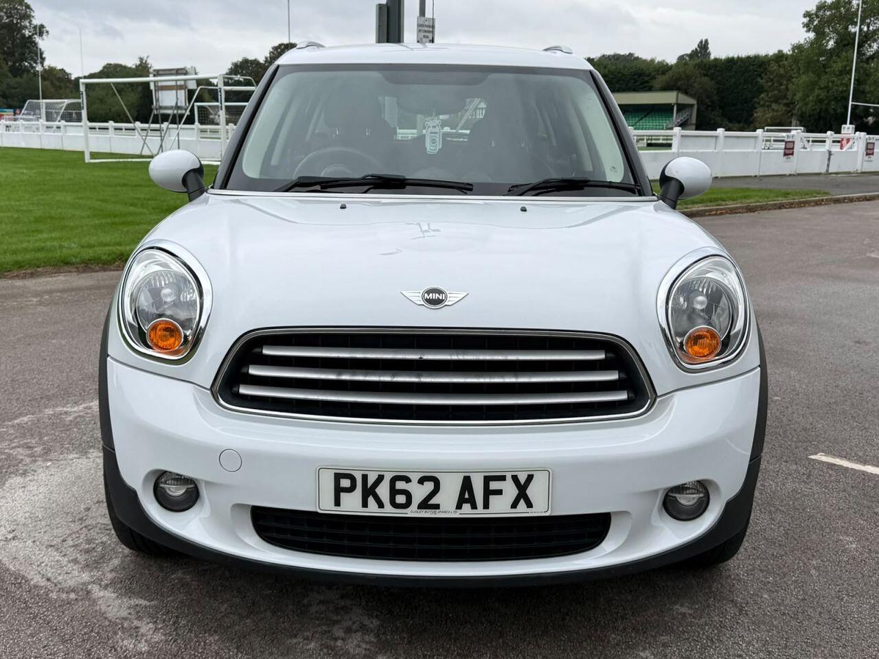 Mini Countryman view 36