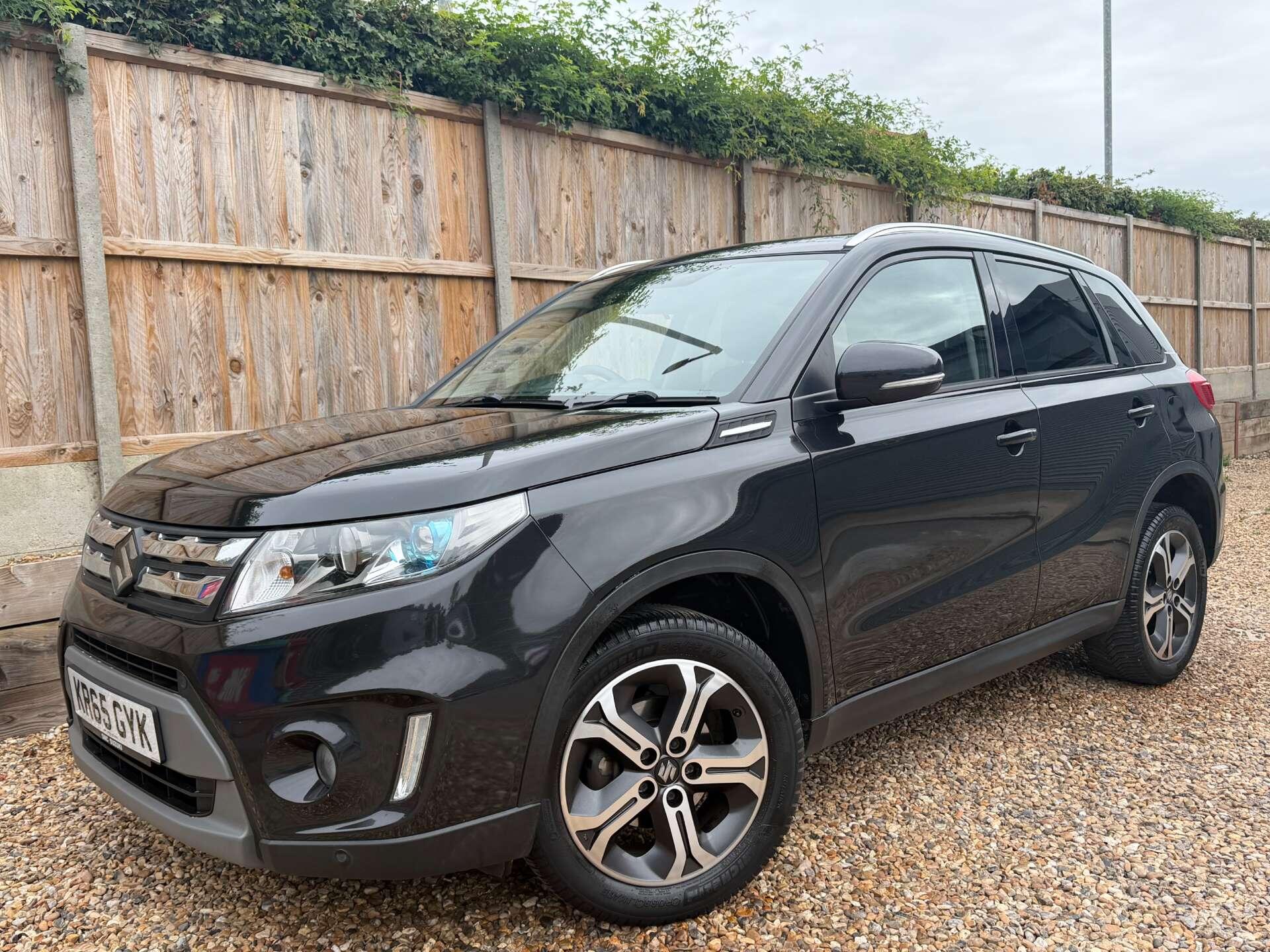 Suzuki Vitara main image