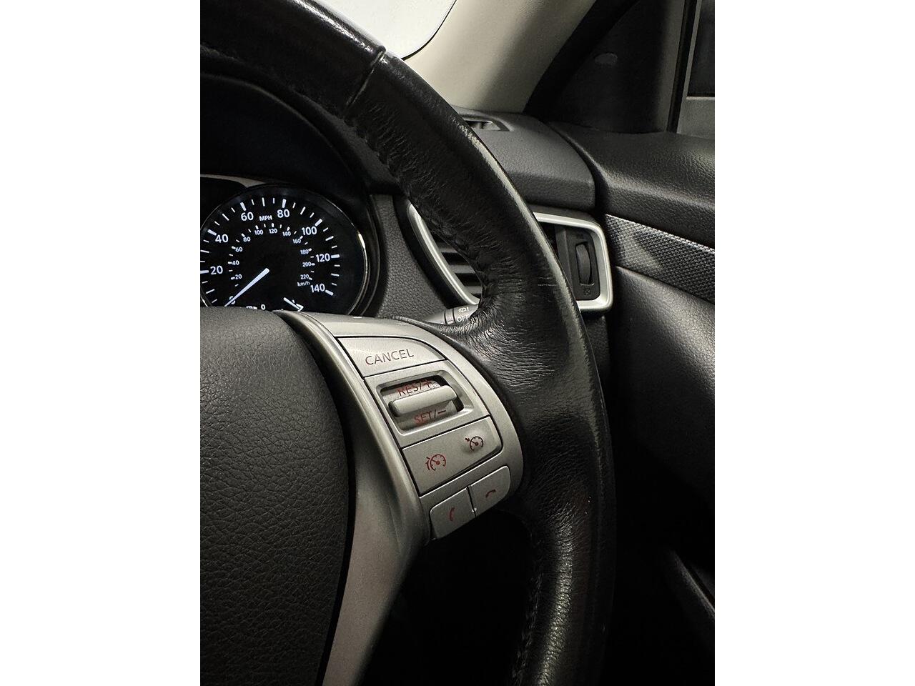 Nissan X-Trail view 23