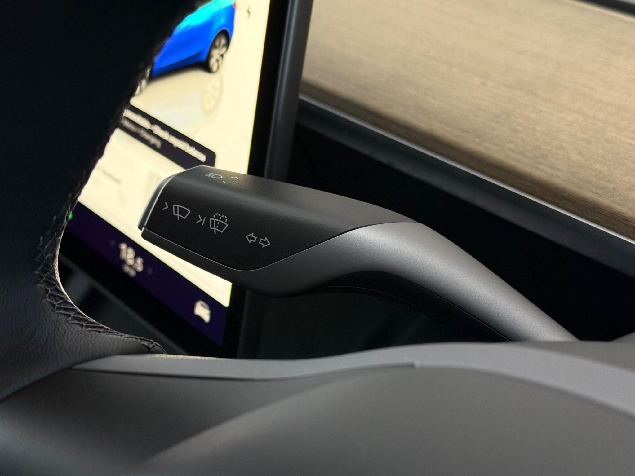 Tesla Model Y view 17