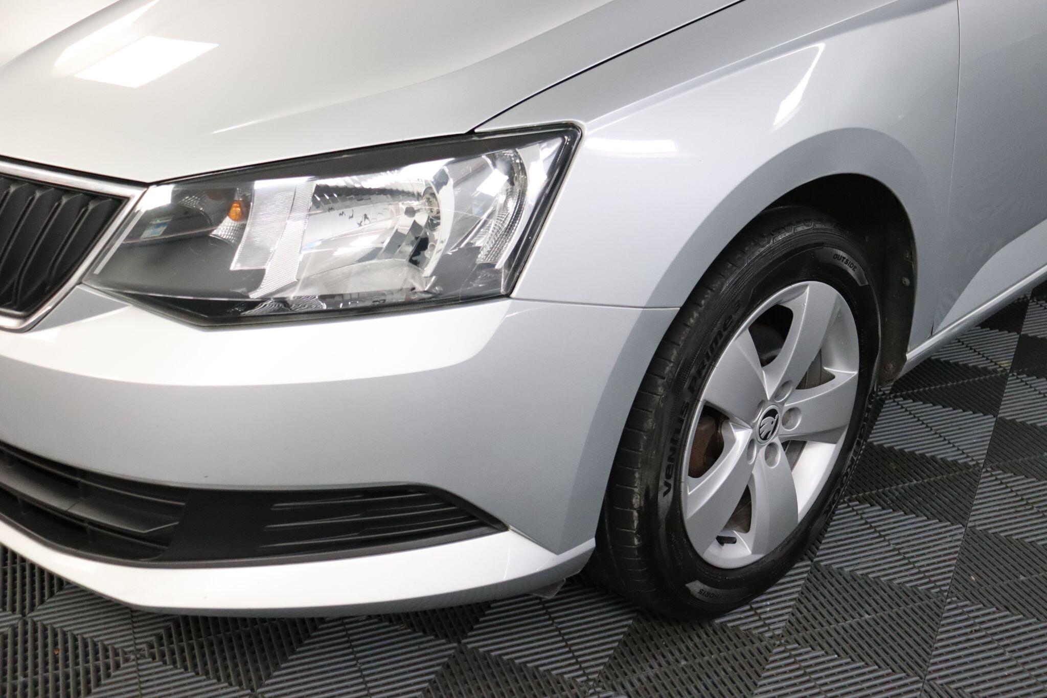 Skoda Fabia view 31