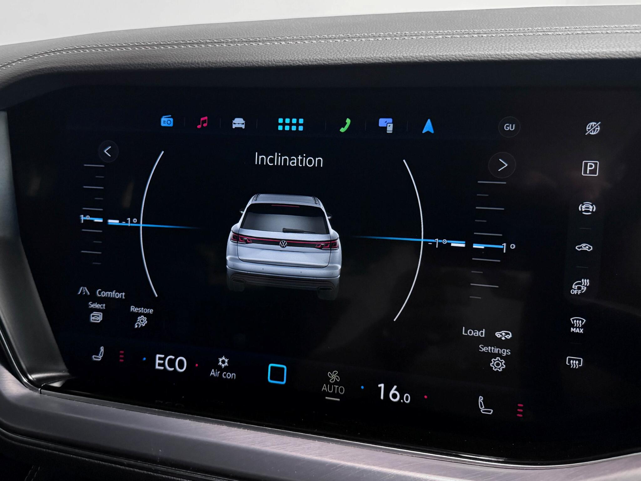 Volkswagen Touareg view 52