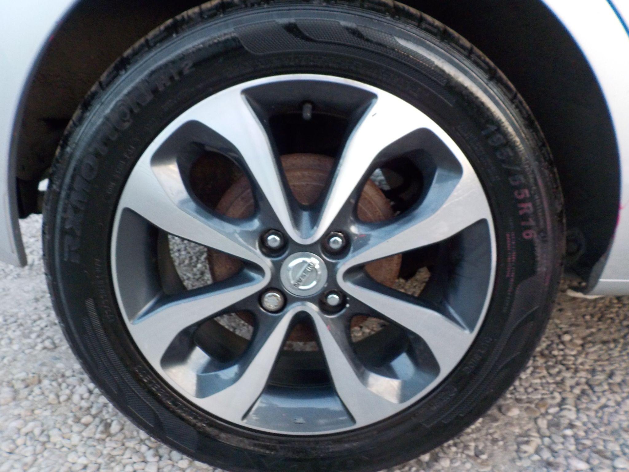 Nissan Micra 1.2 n-tec Euro 6 5dr