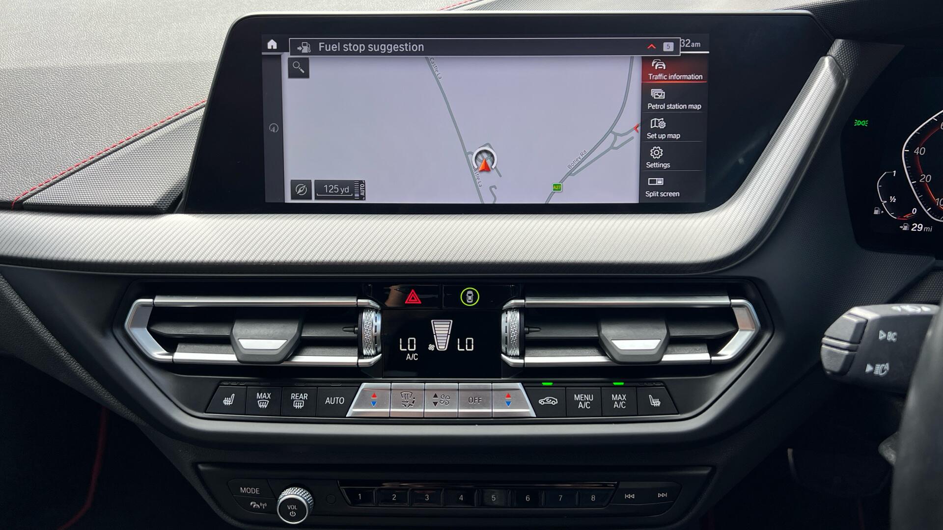 BMW 1 Series view 8