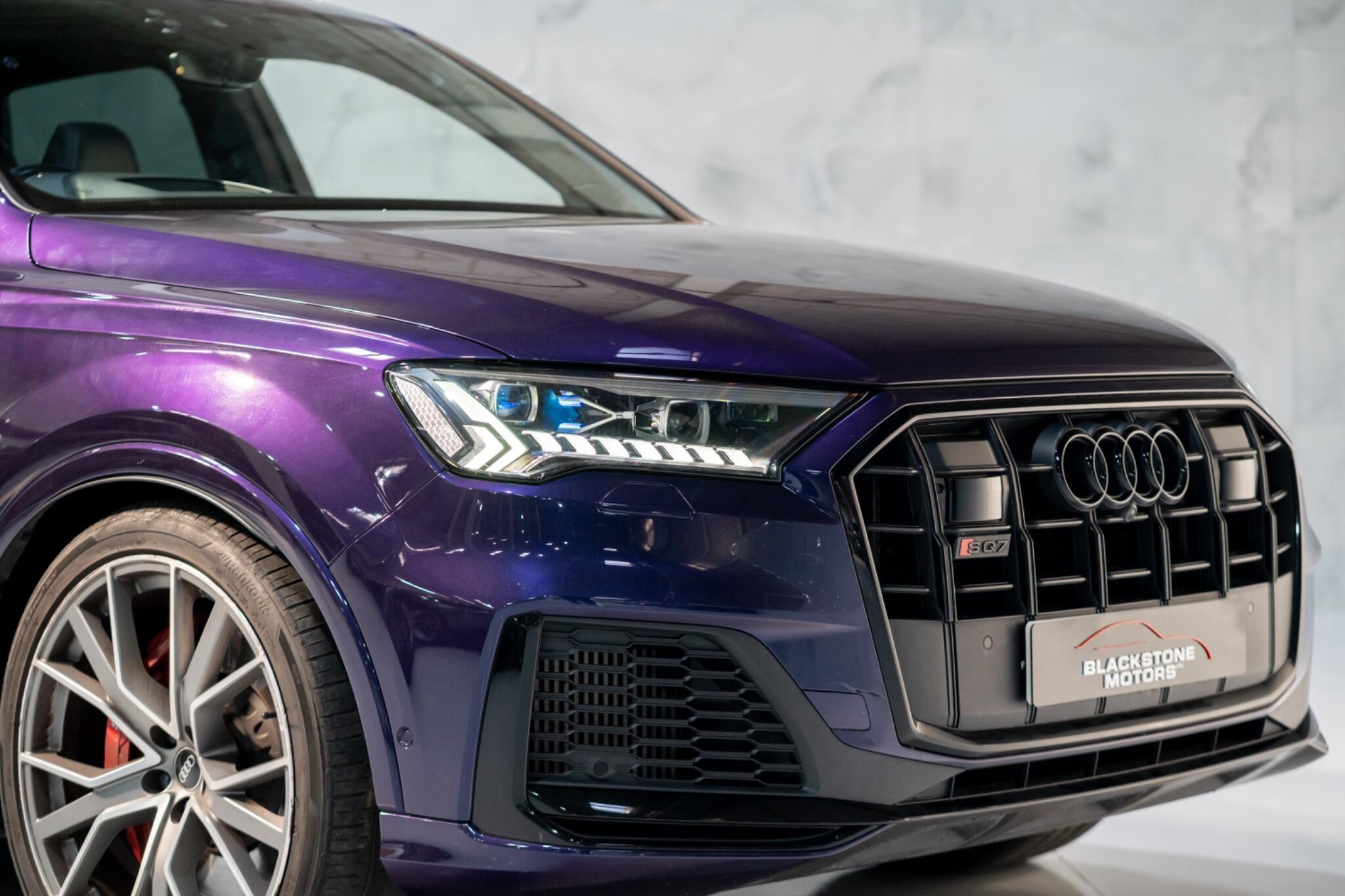 Audi SQ7 view 38