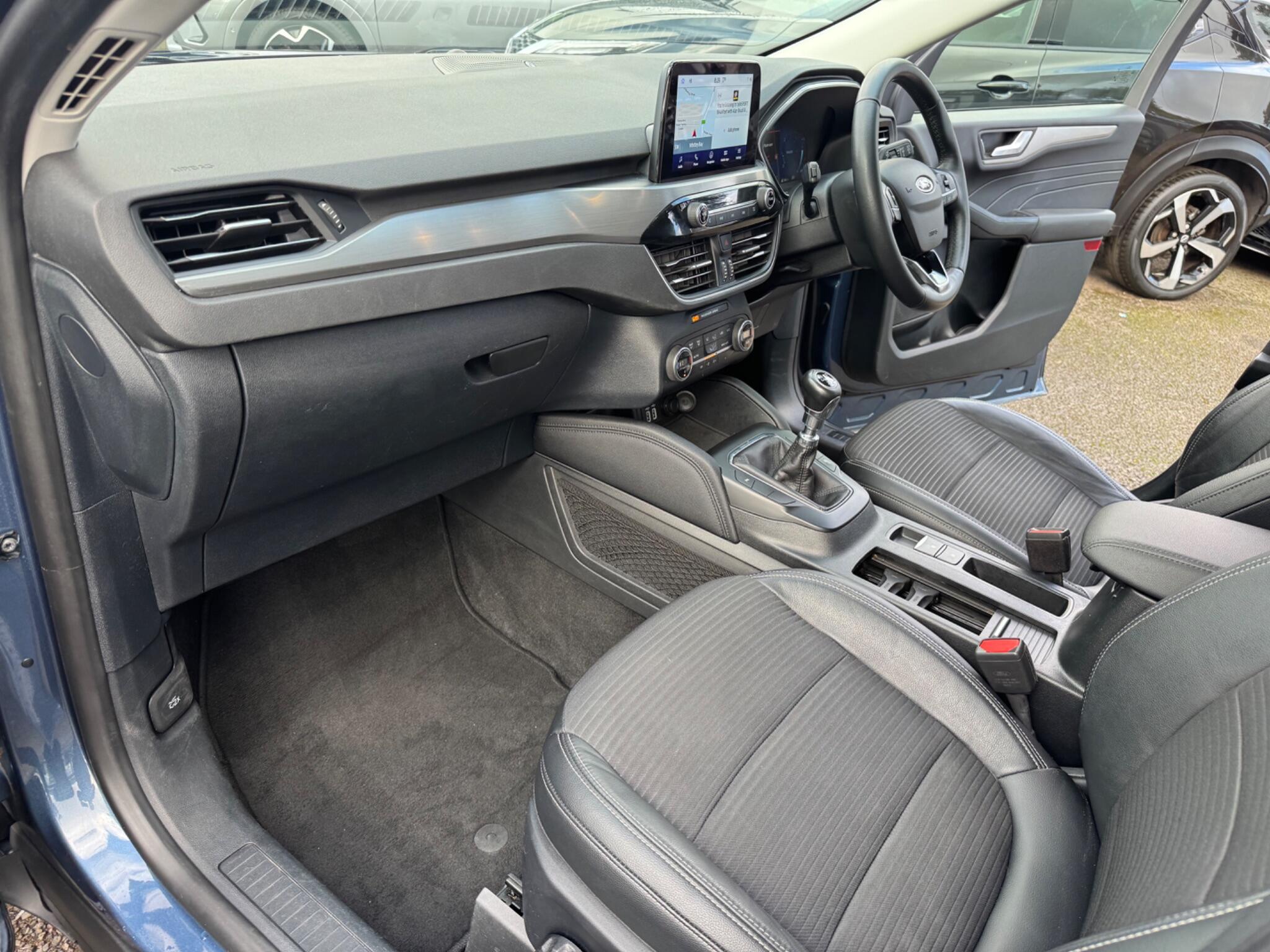 Ford Kuga view 39