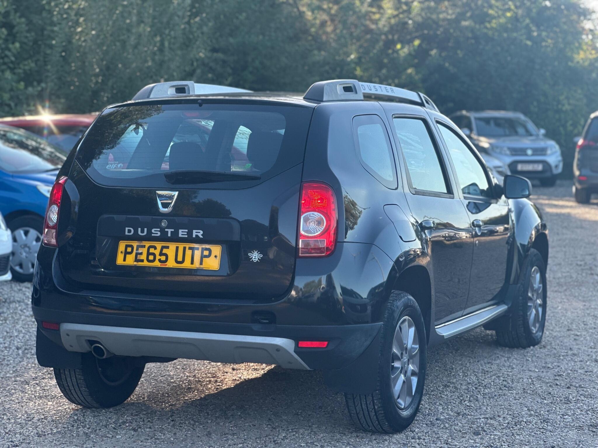 Dacia Duster view 9