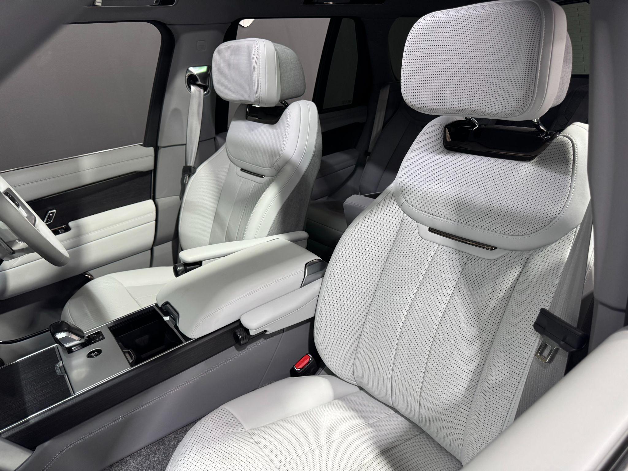 Land Rover Range Rover view 48
