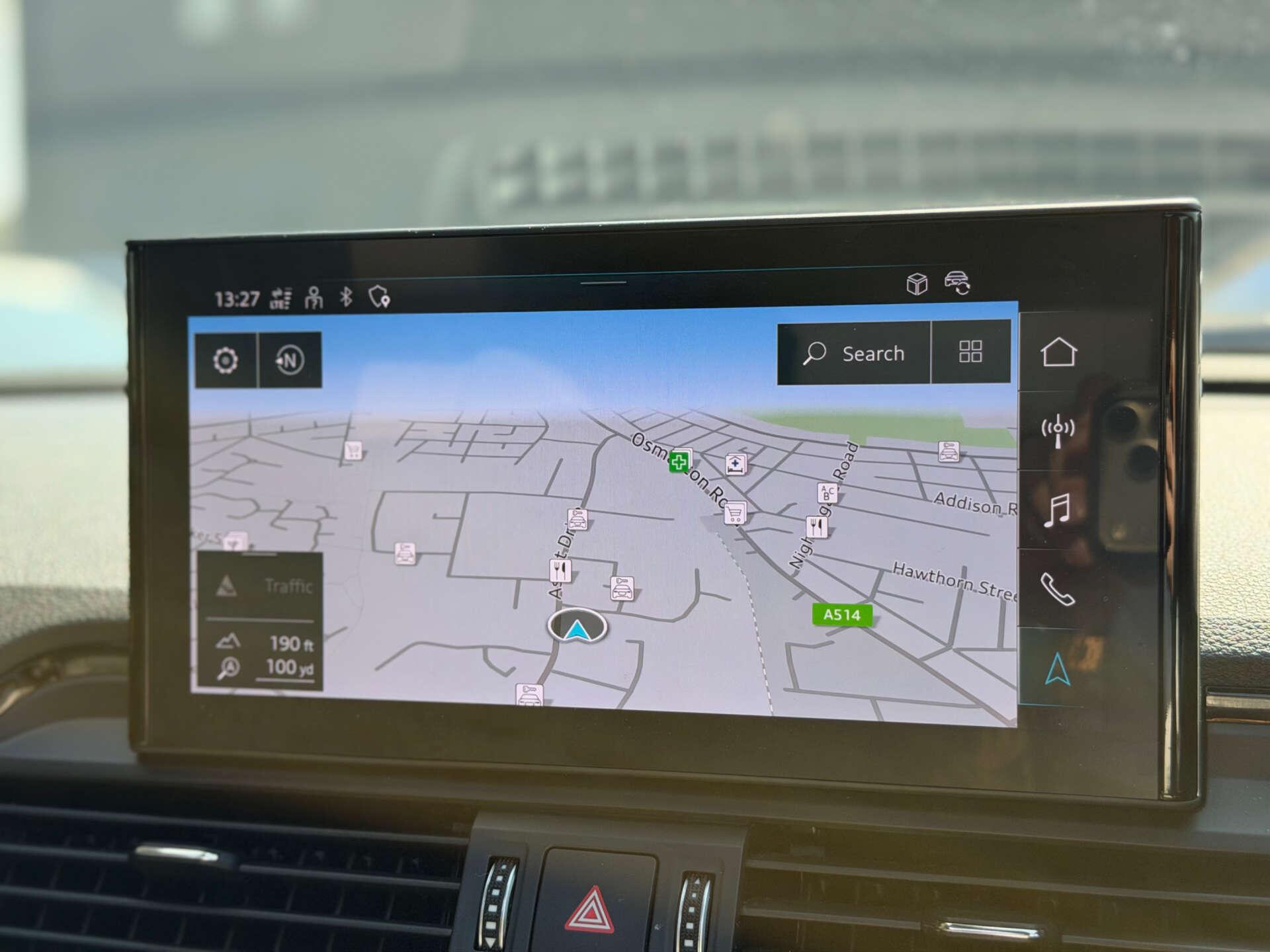 Audi Q5 view 22