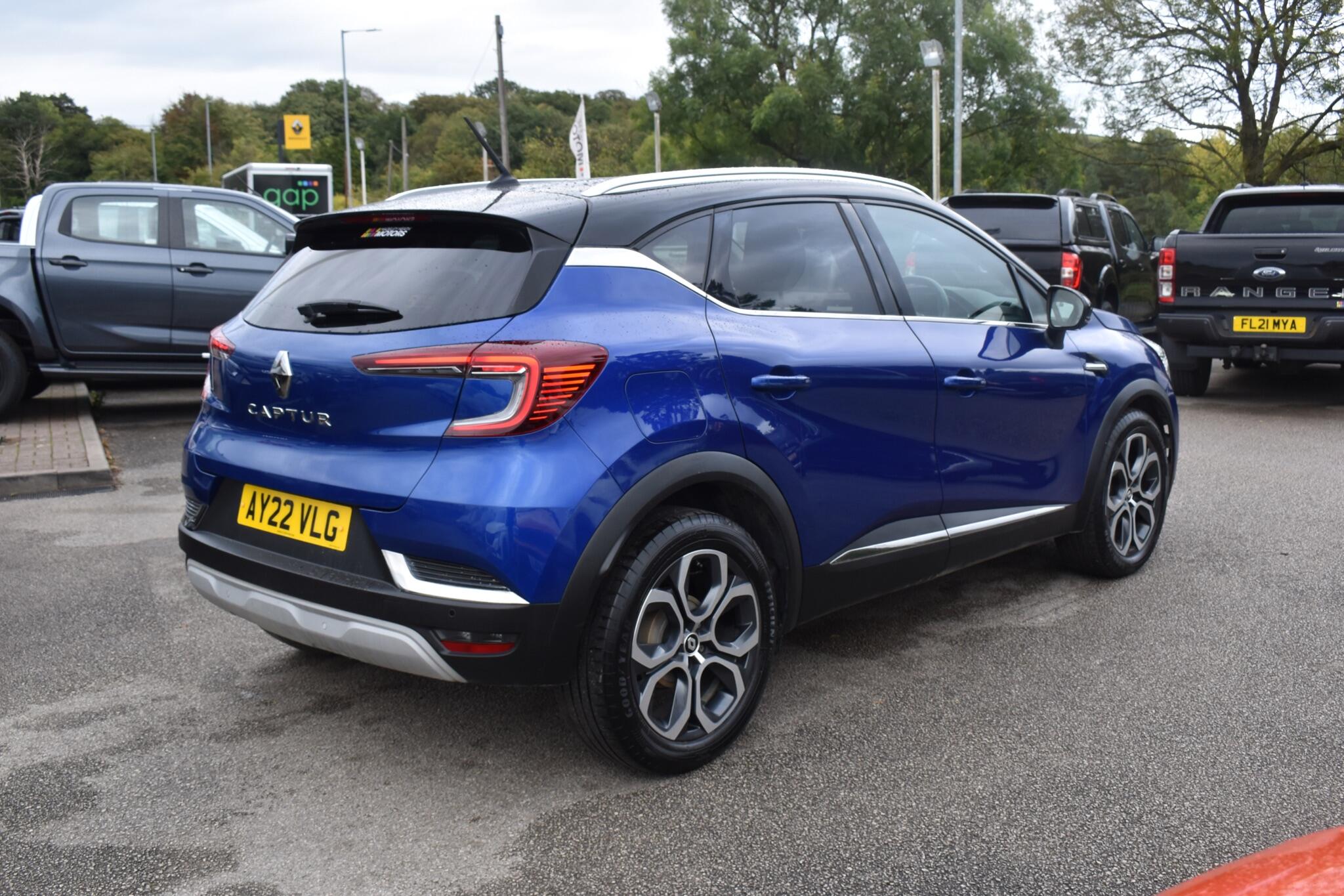 Captur - 1.3 TCe SE Edition Euro 6 (s/s) 5dr - Image 18