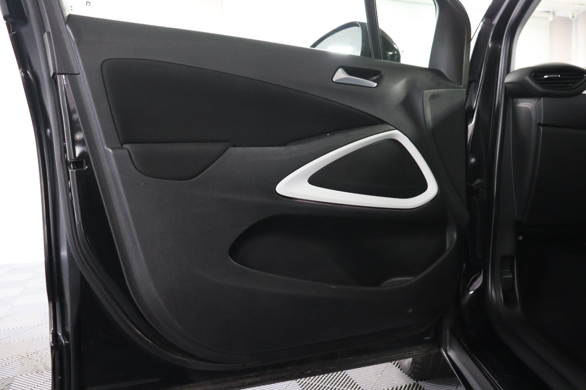 Vauxhall Crossland X view 41