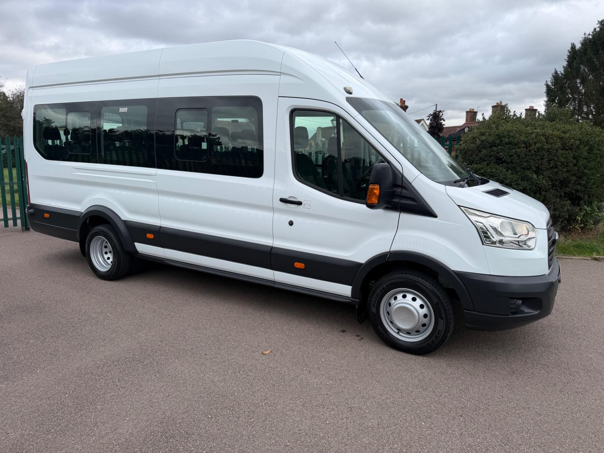 Ford Transit view 45