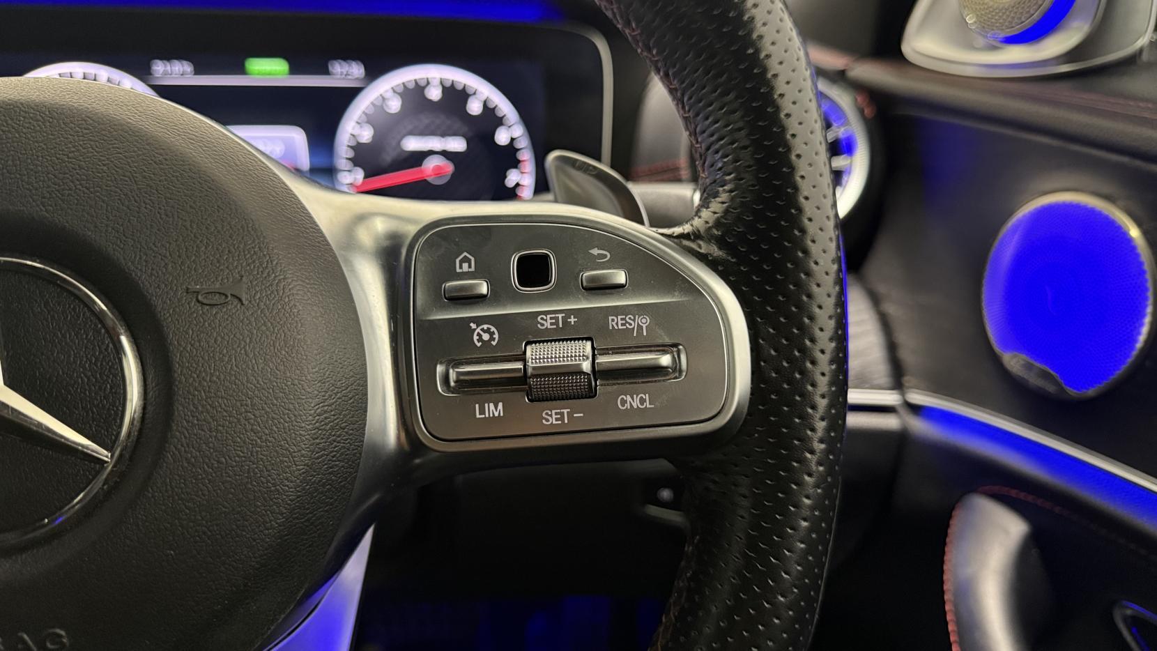 Mercedes-Benz E Class view 18