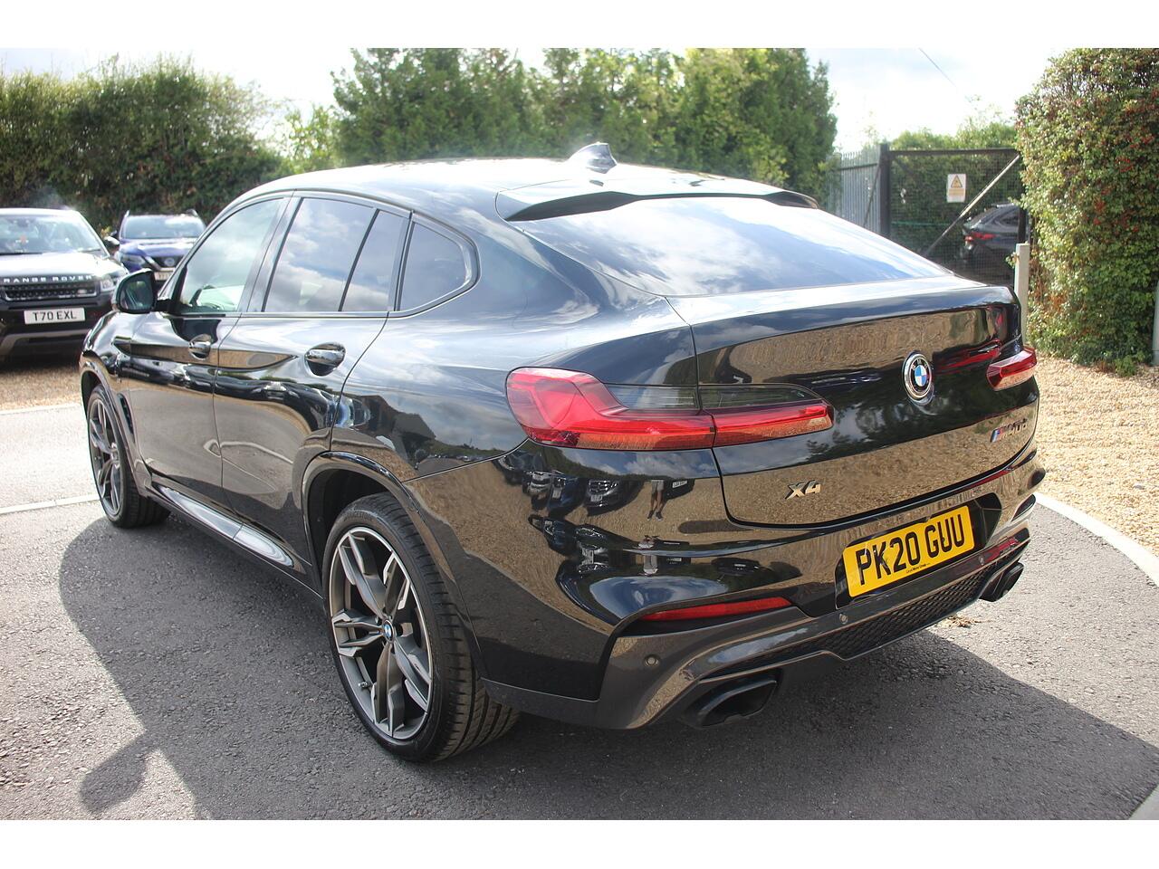 BMW X4 view 9