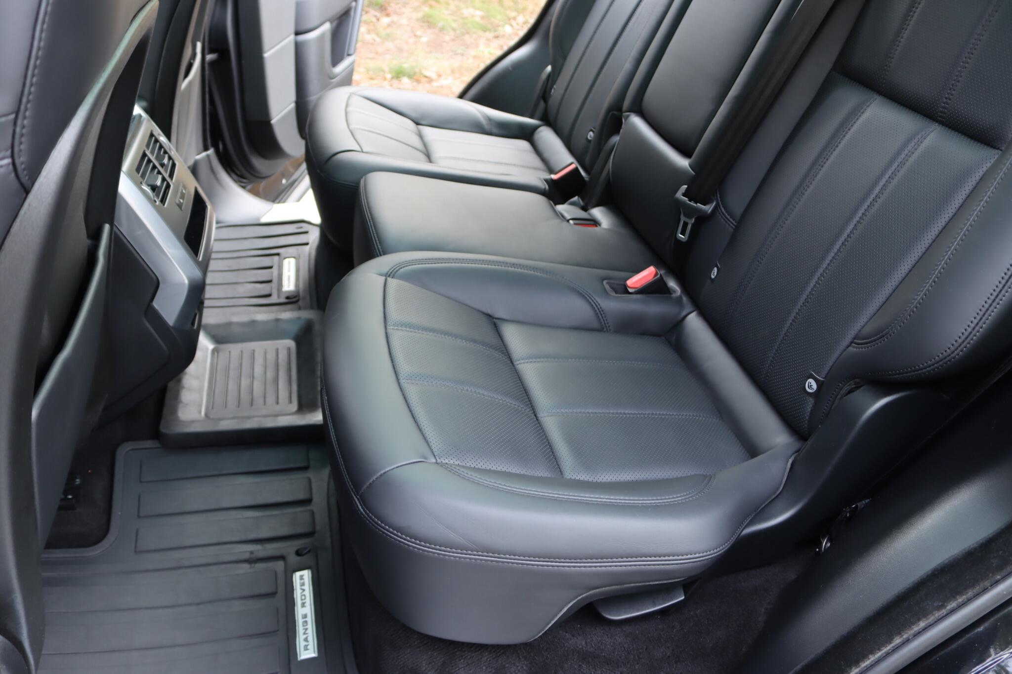 Land Rover Range Rover Sport view 8