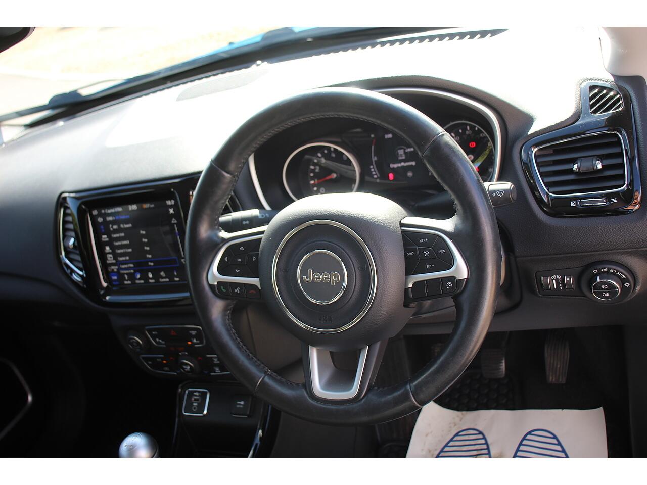 Jeep Compass view 13