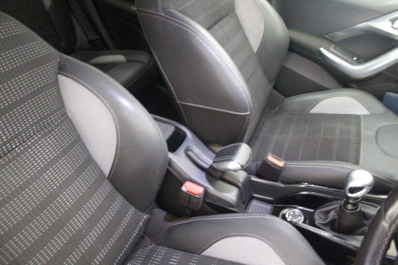 Peugeot 2008 view 42