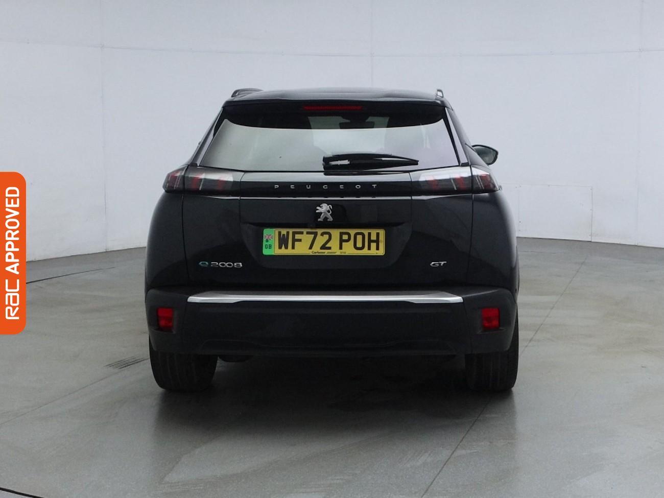 Peugeot E-2008 view 9