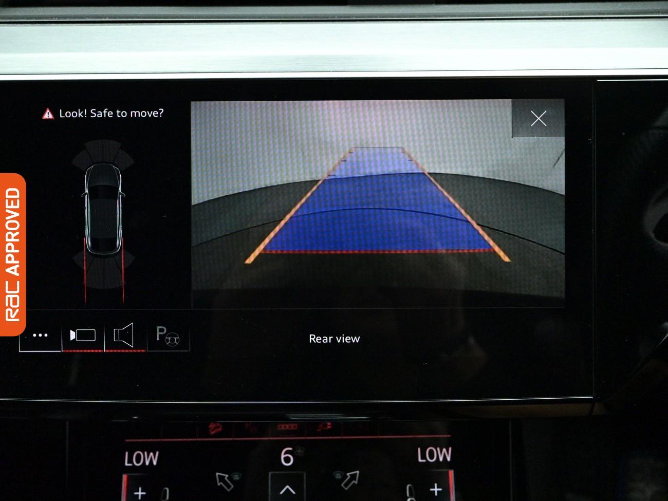 Audi E-Tron view 12