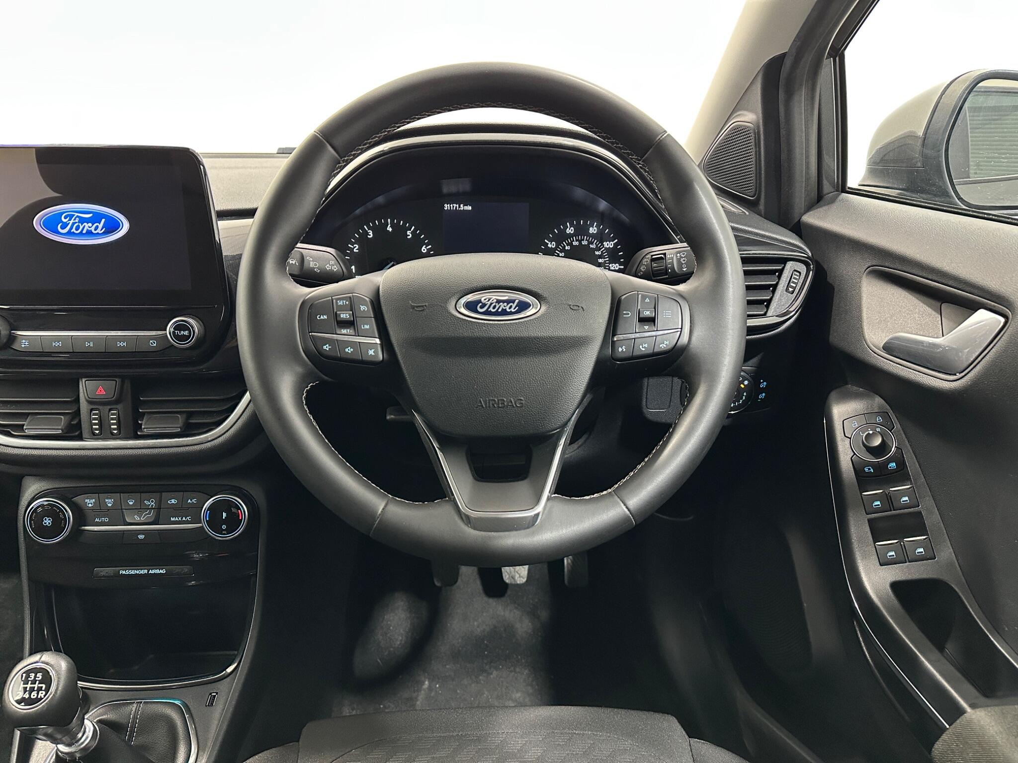 Ford Puma view 13