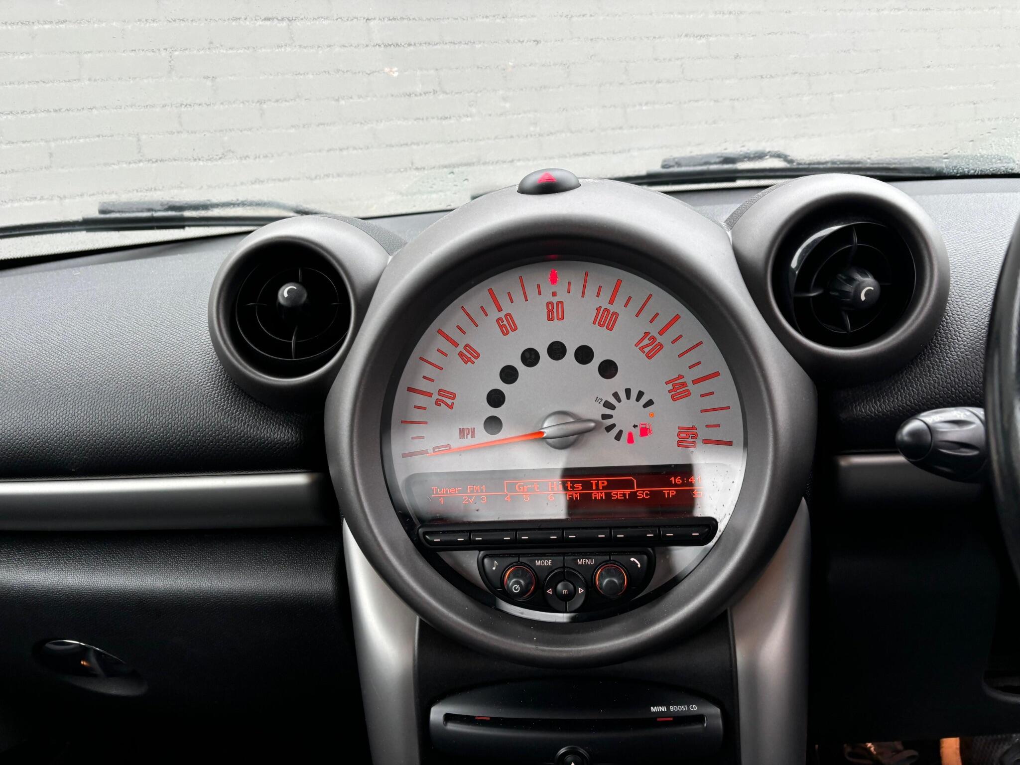 Mini Countryman view 9