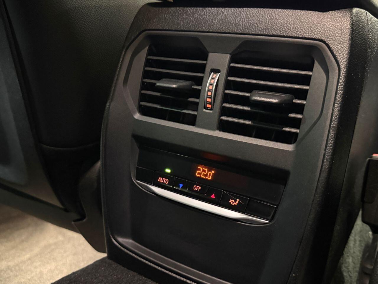 BMW 3 Series view 37