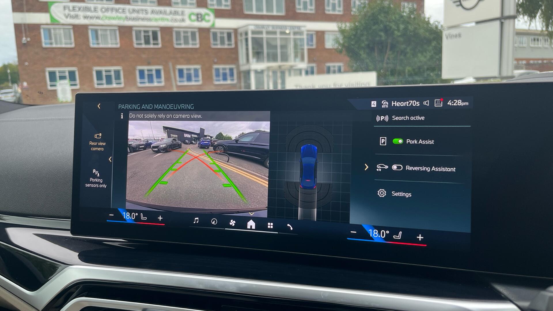 BMW i4 view 60