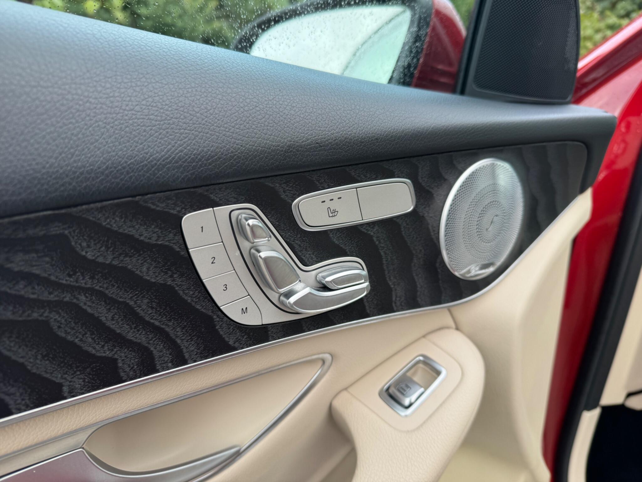 Mercedes-Benz GLC view 45