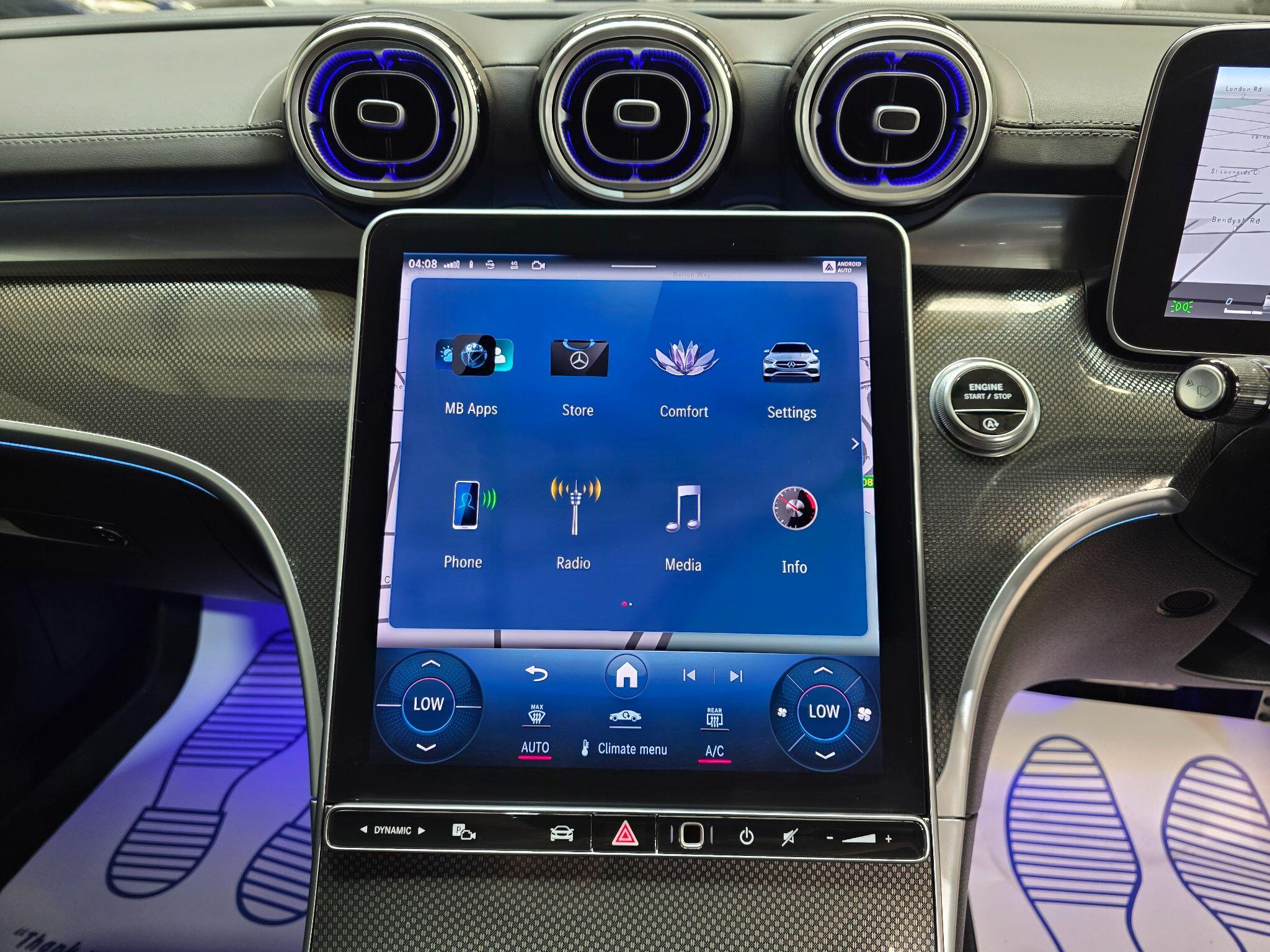 Mercedes-Benz C Class view 8
