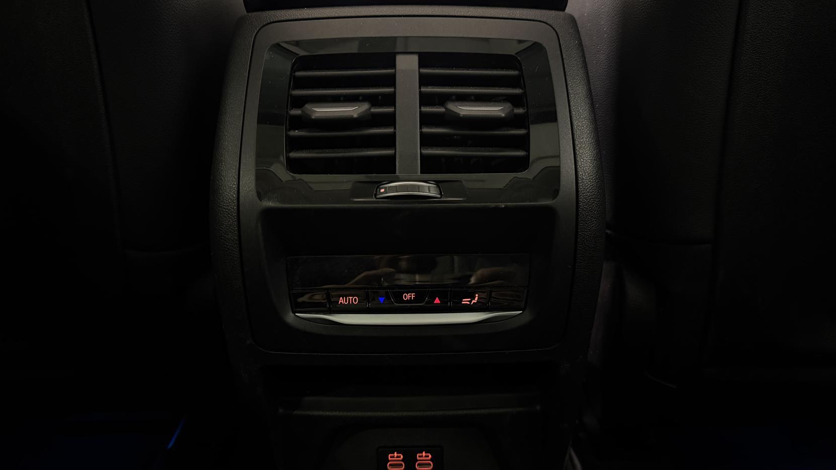 BMW X3 view 32
