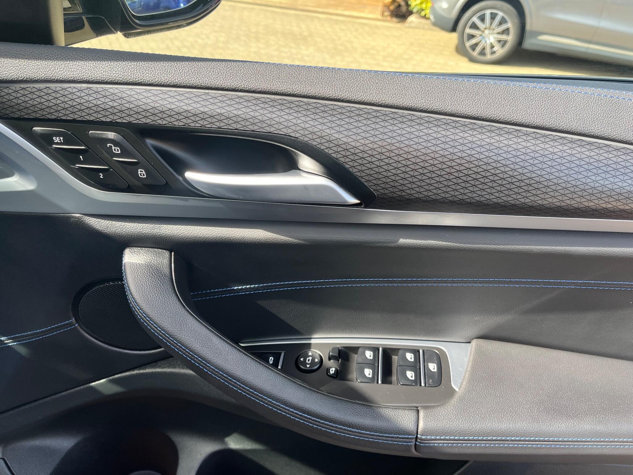 BMW X3 view 79
