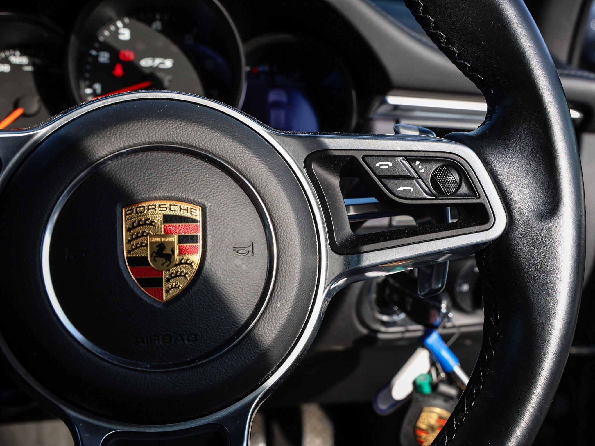 Porsche Macan view 52