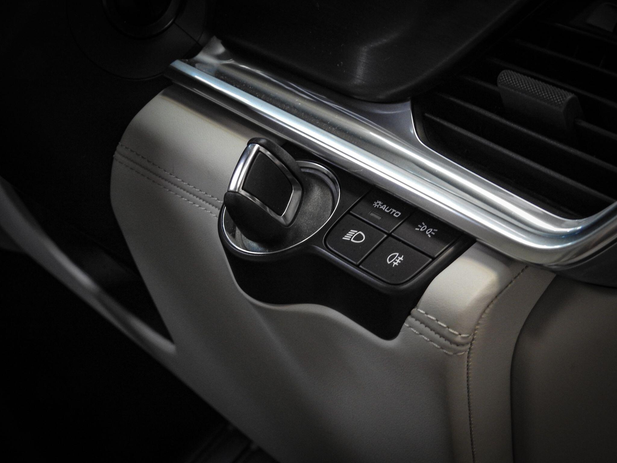 Porsche Panamera view 31