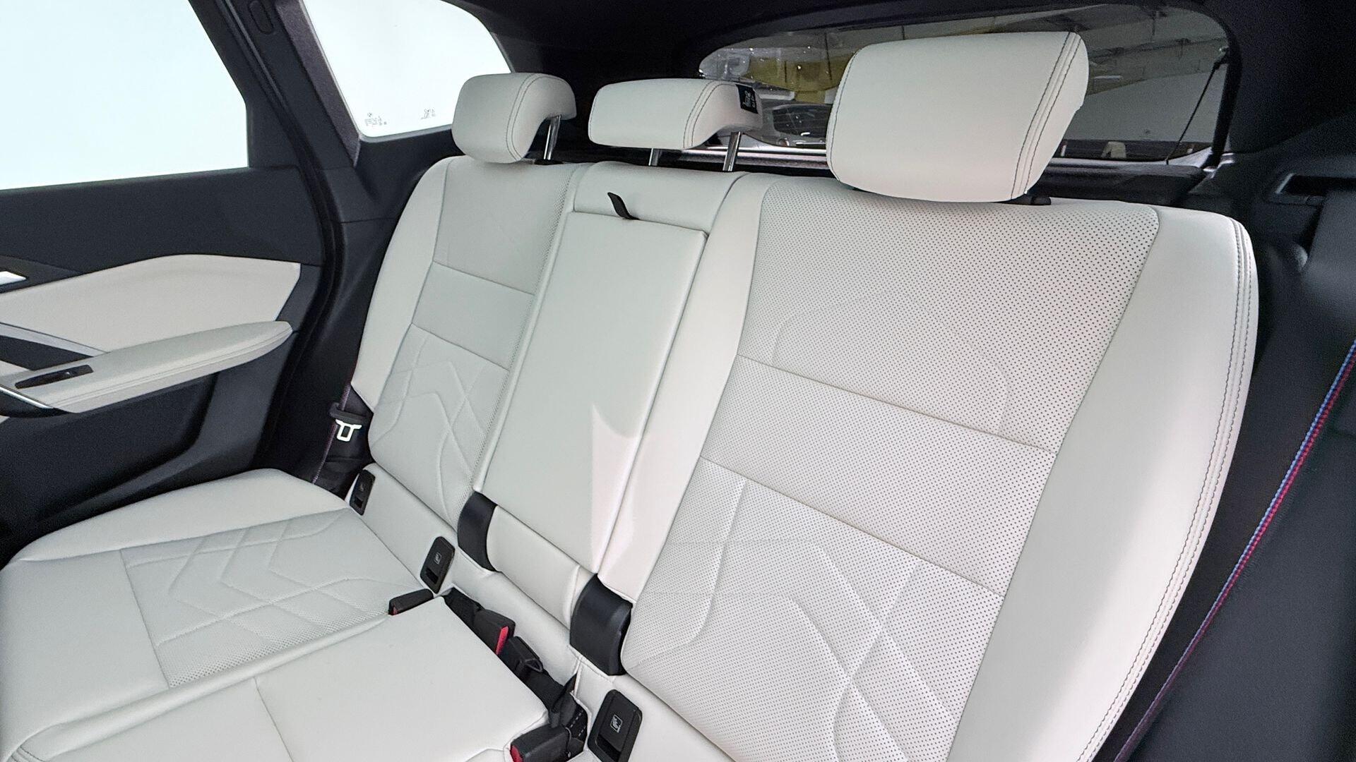 BMW X1 view 12